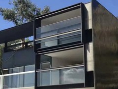 Стъклена врата